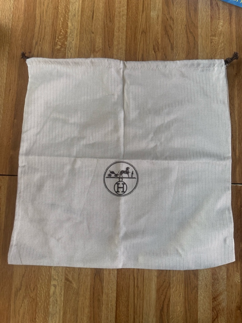 Louis Vuitton Beige Drawstring Dust Bag with Logo